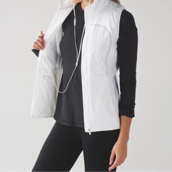 Lululemon Run for Cold Vest Womens White Water Repellent Active Size Small - Picture 2 of 14